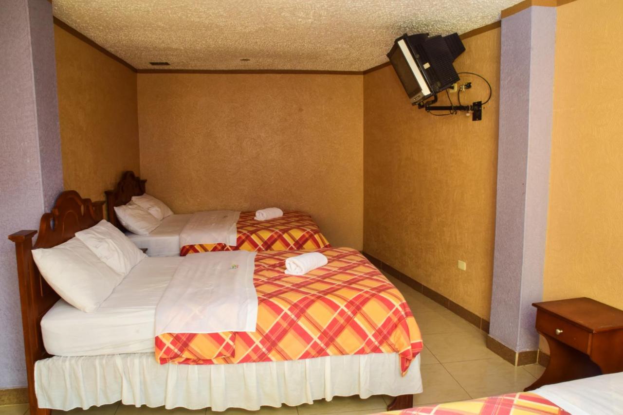 Hotel Puerta Del Sol Baños Kültér fotó