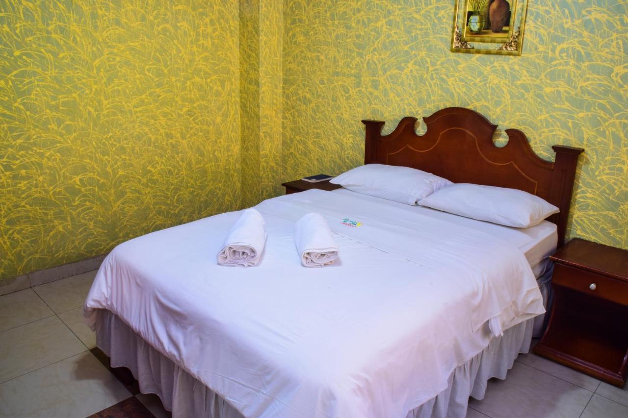 Hotel Puerta Del Sol Baños Kültér fotó